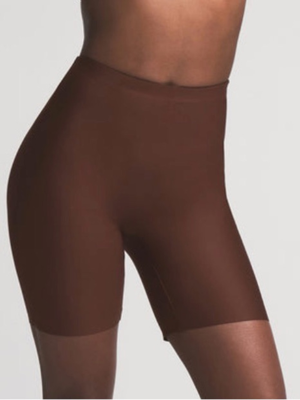 SKIMS Butt Enhancing Padded Short - Picture 3 of 3